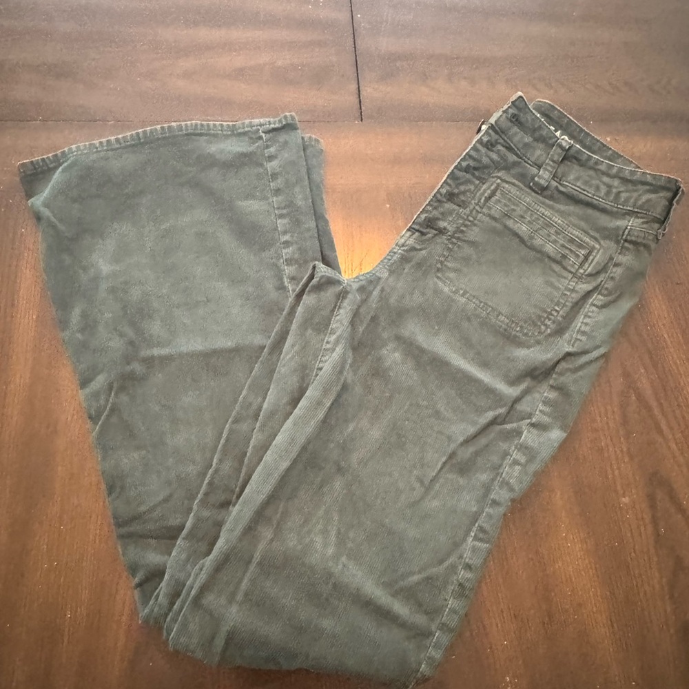 American Eagle Outfitters Olive Flare Pants - Picture 9 of 9
